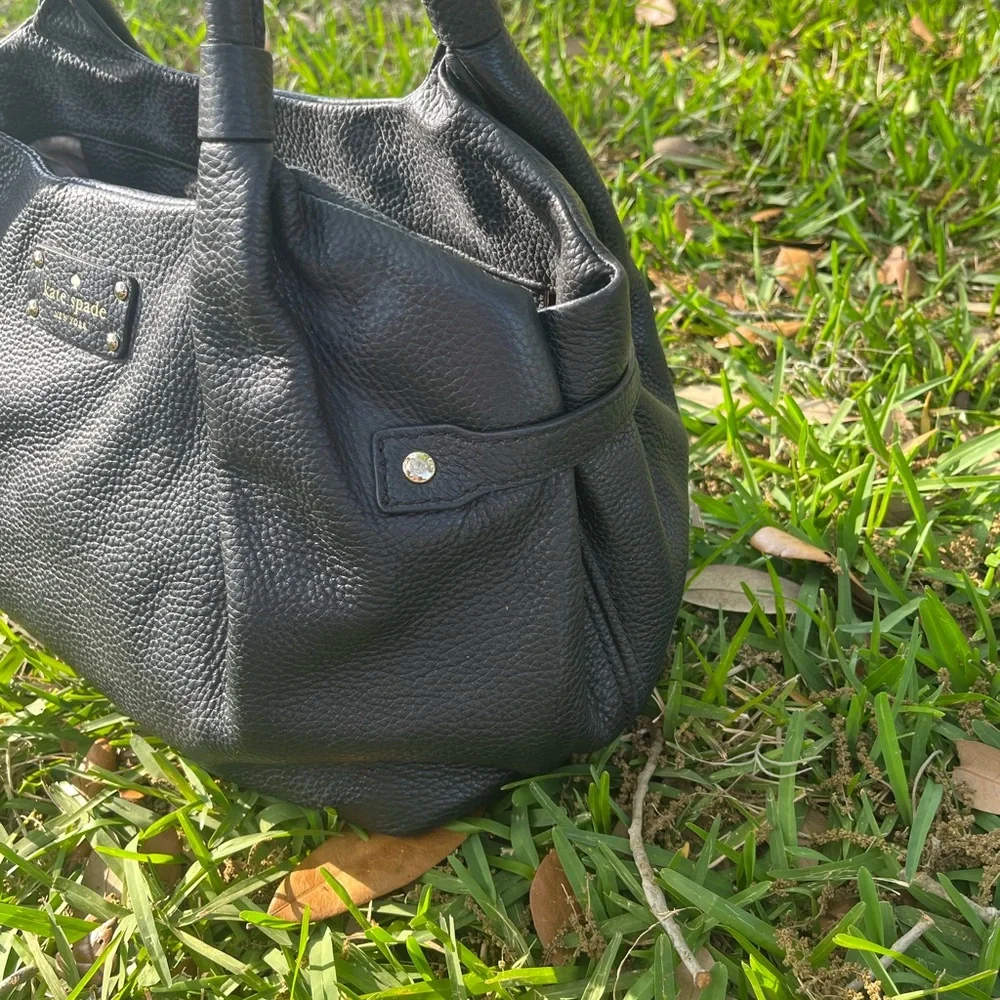 Kate Spade Large Walker Park Black Pebbled Leather. EUC - Picture 3 of 11